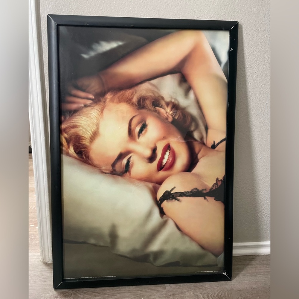 Marilyn Monroe Frame Wall Art